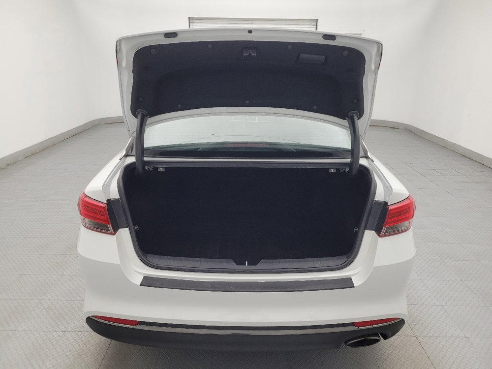 Used 2017 Kia Optima EX FWD image 29