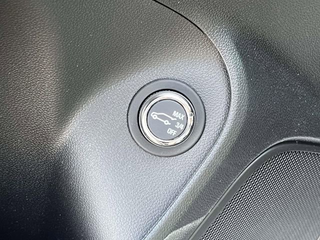 Used 2026 Buick Encore GX Sport Touring w/ Comfort Package image 18