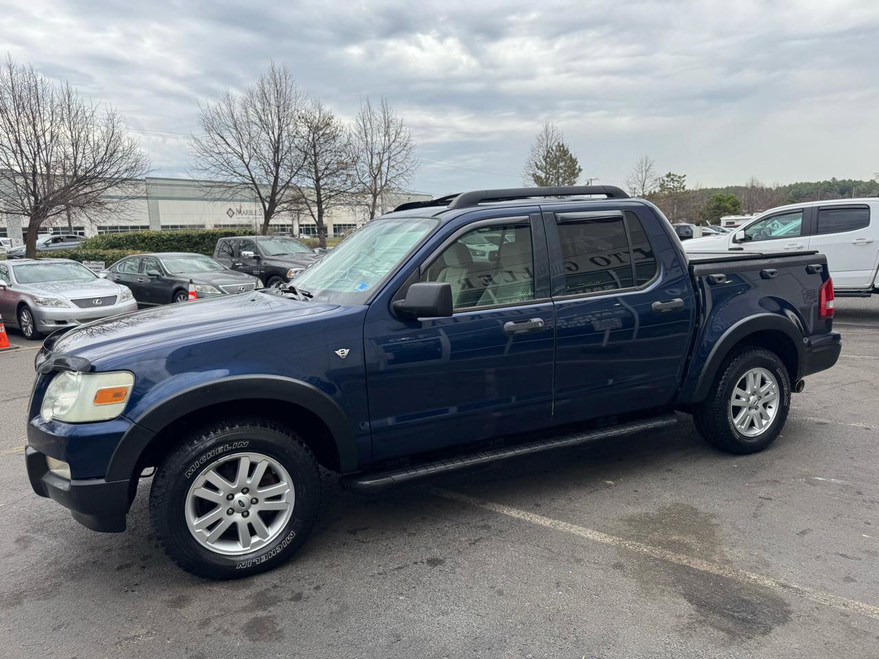 Used 2008 Ford Explorer Sport Trac XLT image 8