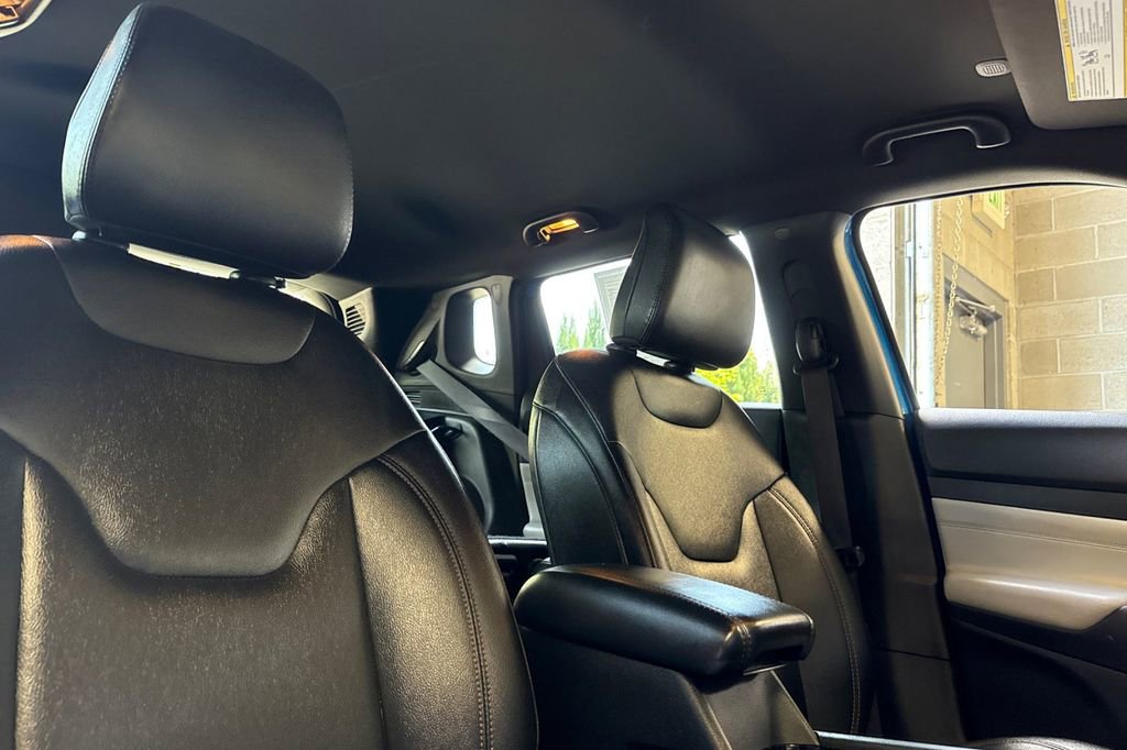 Used 2024 Jeep Compass Limited AWD/4WD image 17