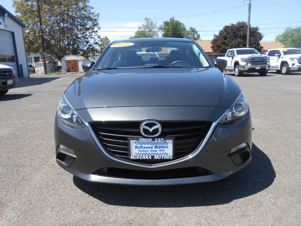 Used 2016 MAZDA MAZDA3 i Sport w/ Preferred Equipment Package image 4