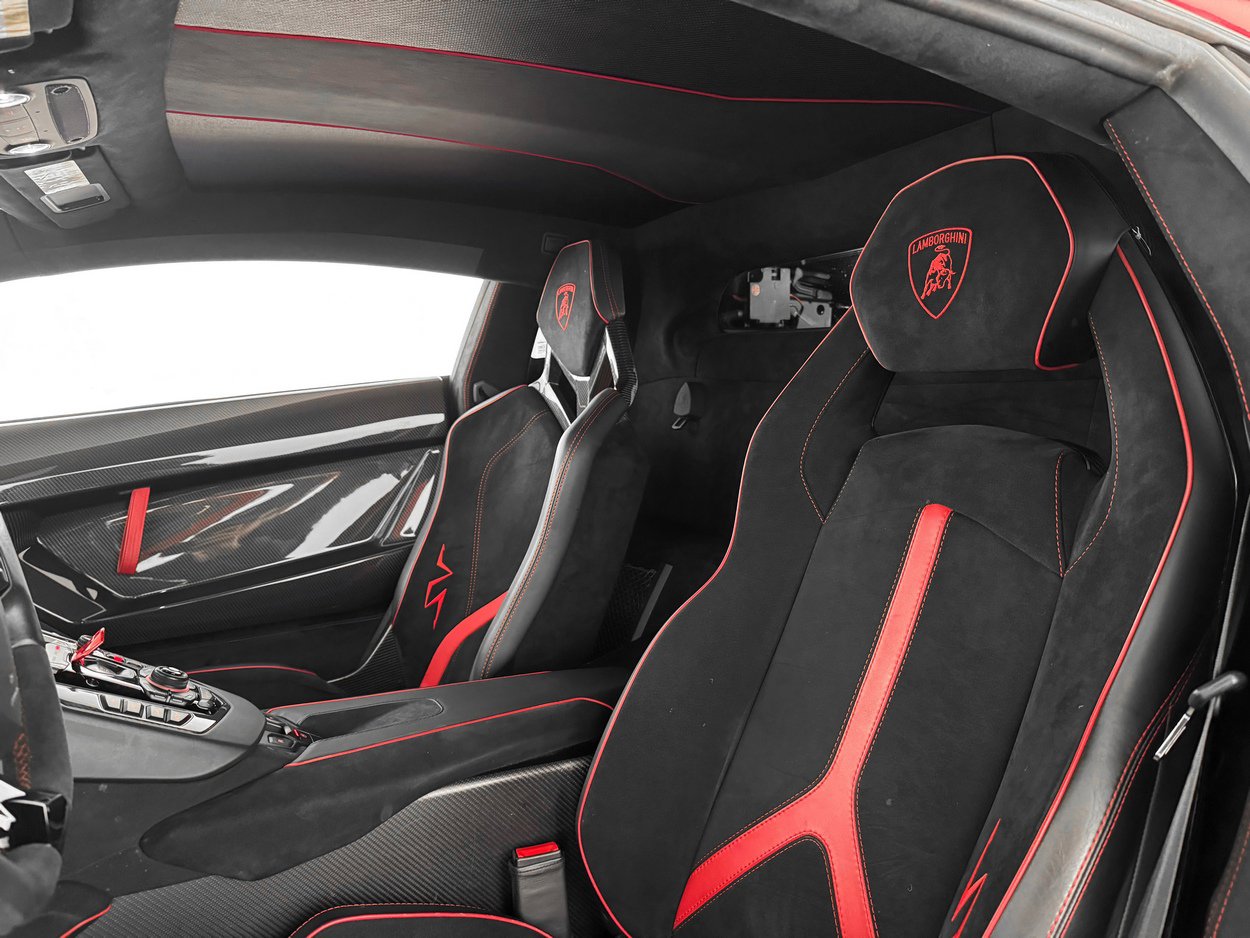 Used 2016 Lamborghini Aventador LP 750-4 Superveloce image 14