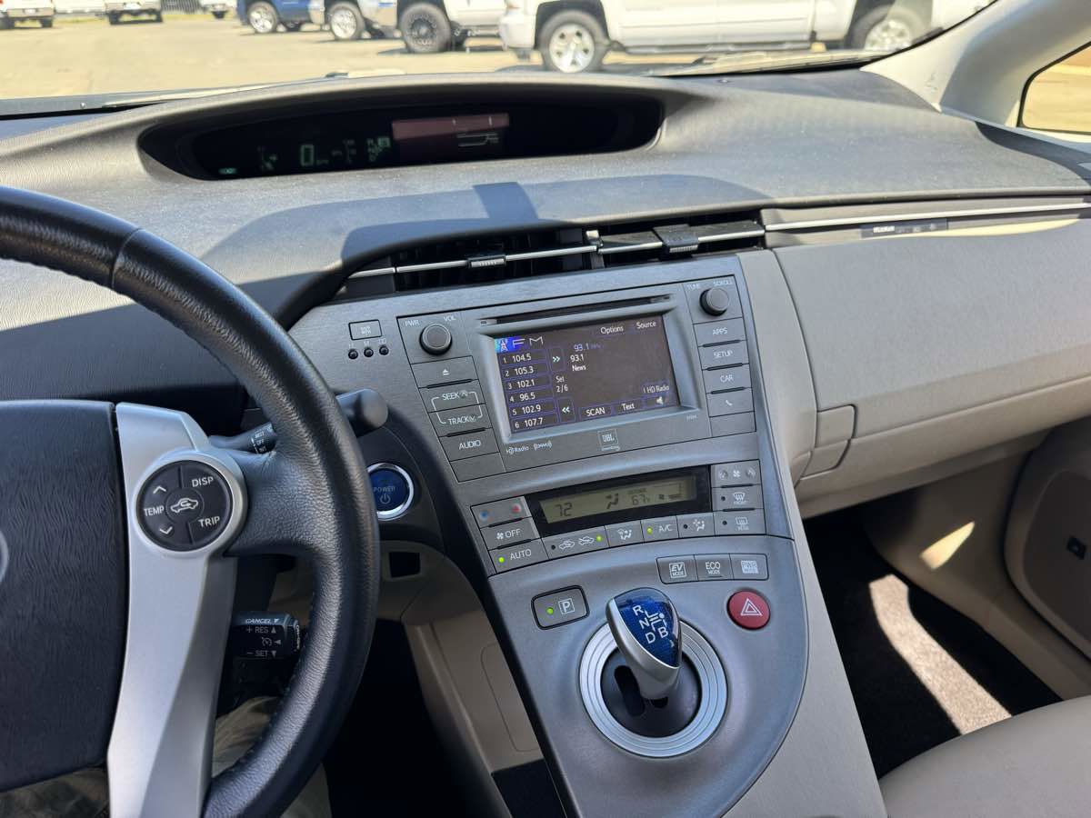 Used 2013 Toyota Prius Four FWD image 23