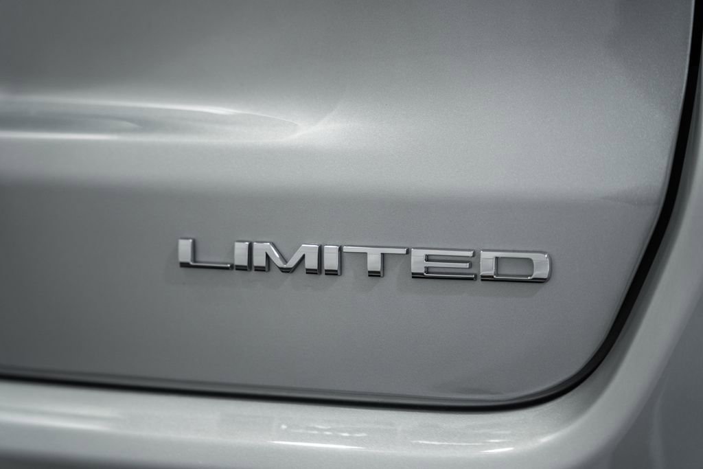 New 2026 Jeep Compass Limited w/ Sun, Sound & Navigation Group image 8