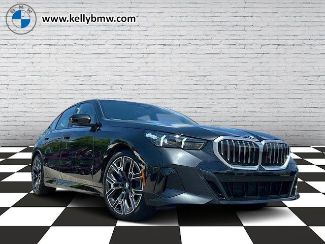 Certified 2026 BMW 530i xDrive w/ M Sport Package AWD/4WD image 1