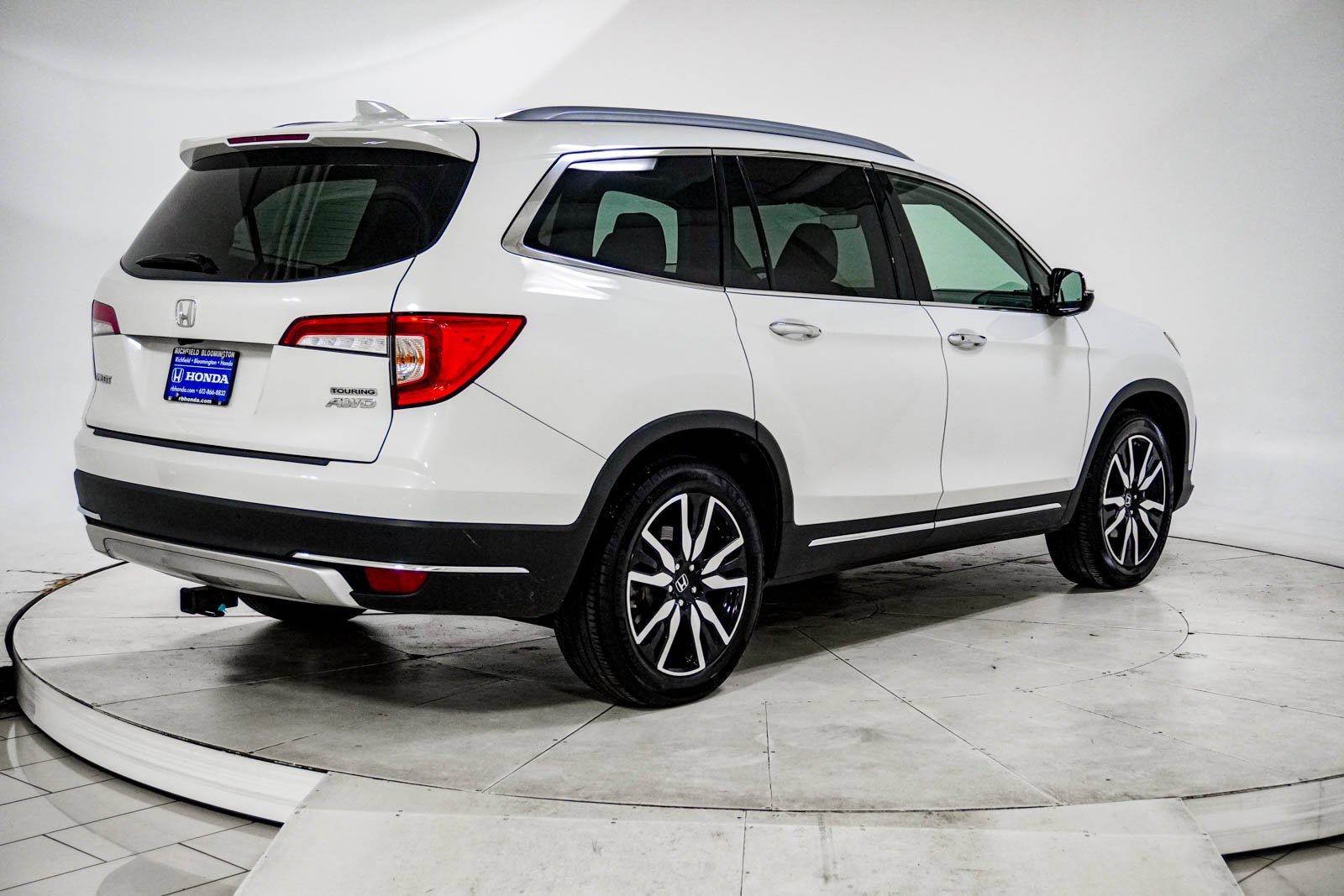 Used 2020 Honda Pilot Touring image 12