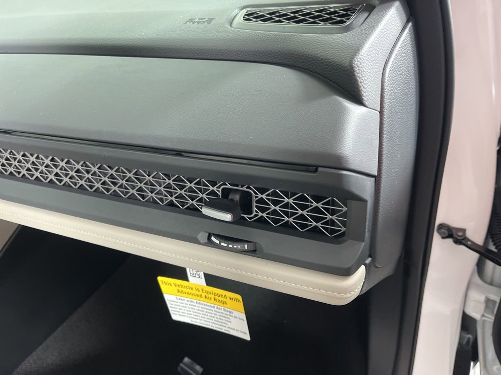 New 2025 Honda Accord SE image 9