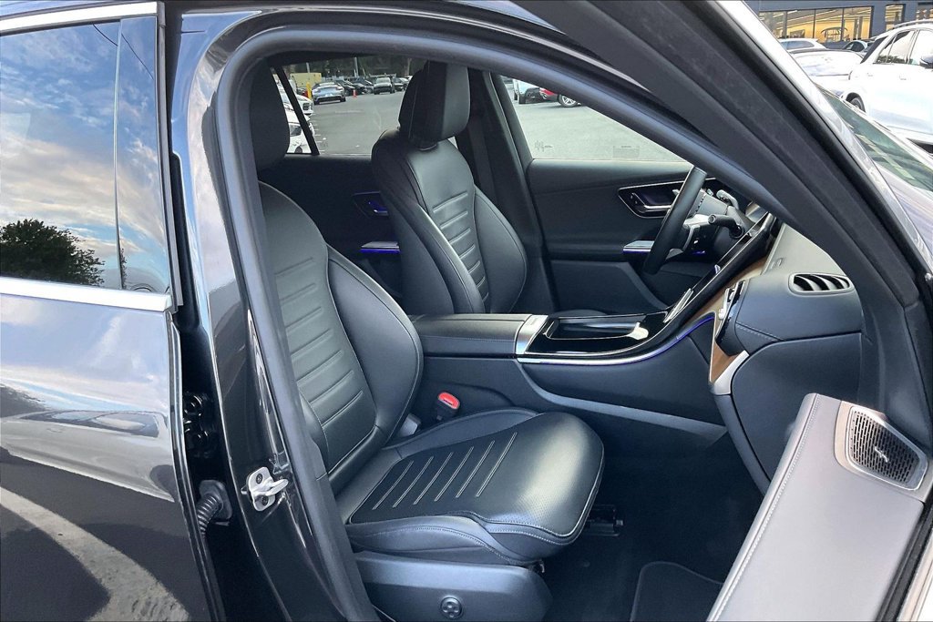 Certified 2025 Mercedes-Benz GLC 350e 4MATIC image 7