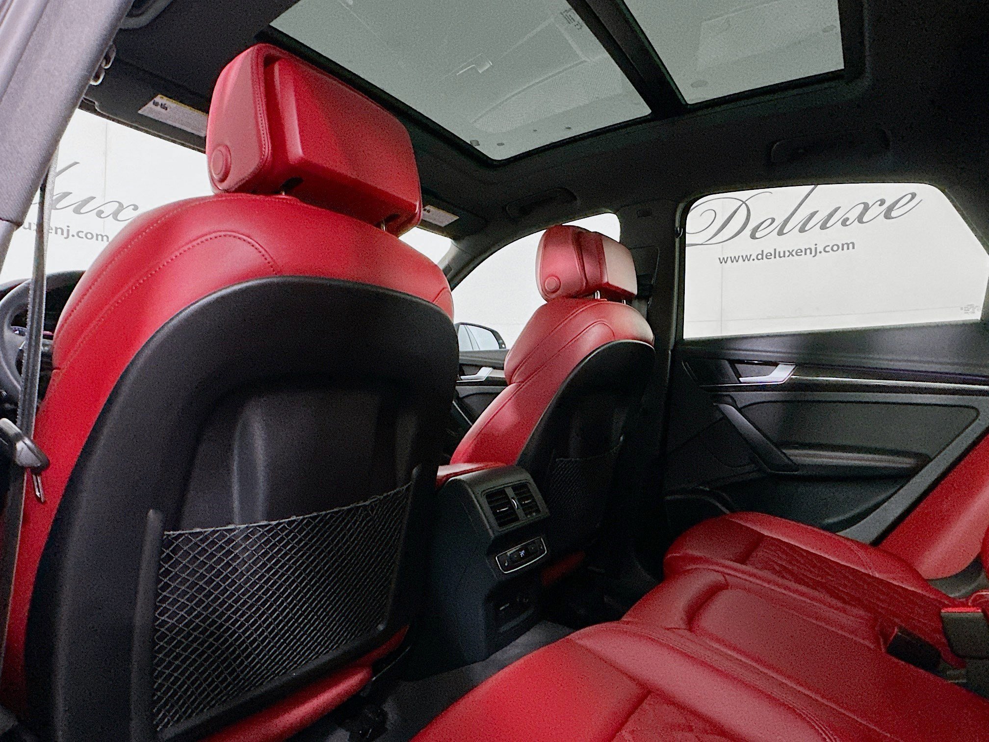 Used 2023 Audi SQ5 Prestige w/ Prestige Package image 24