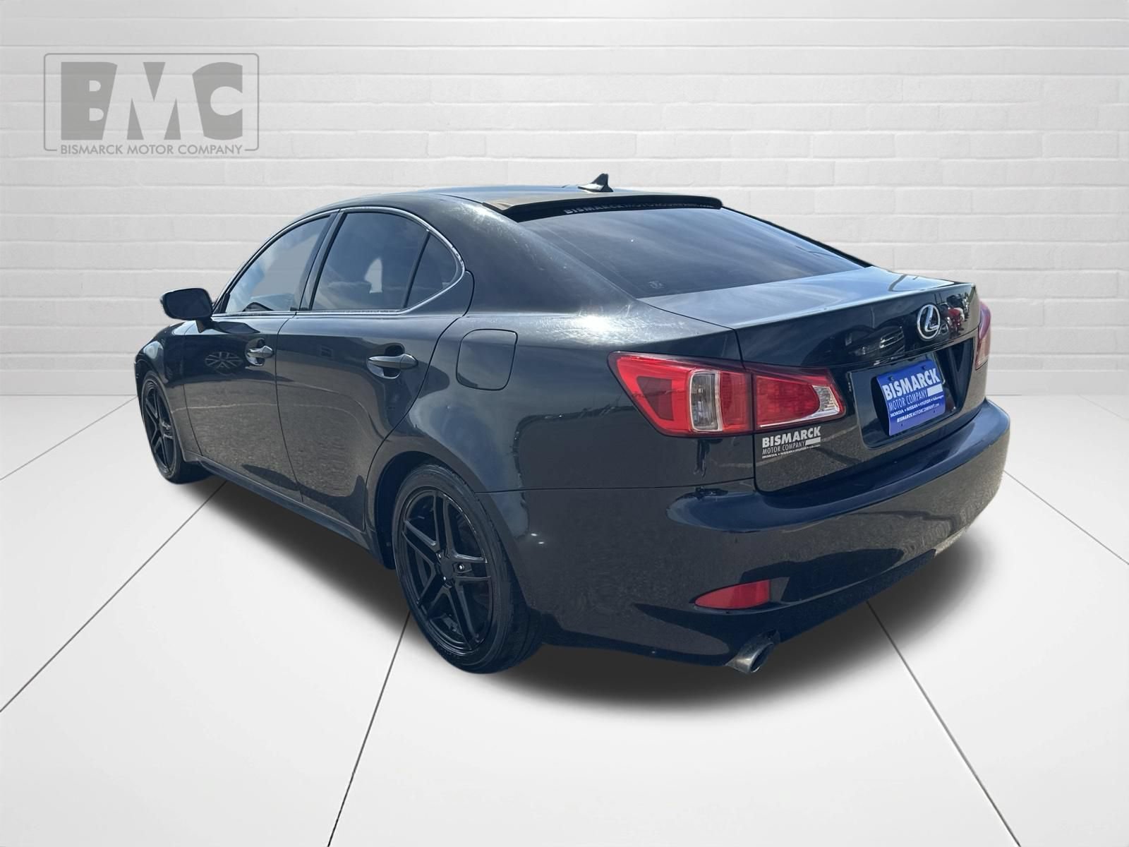 Used 2011 Lexus IS 250 AWD w/ Preferred Accessory Package image 4