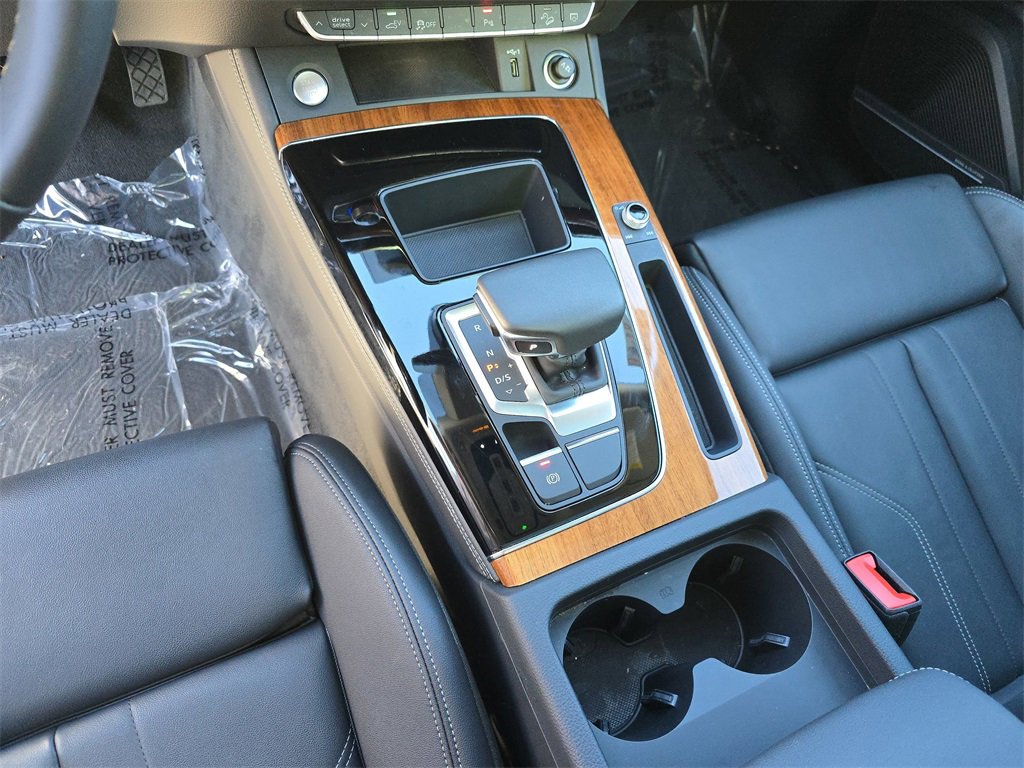 Certified 2023 Audi Q5 e Premium Plus w/ Premium Plus Package image 28