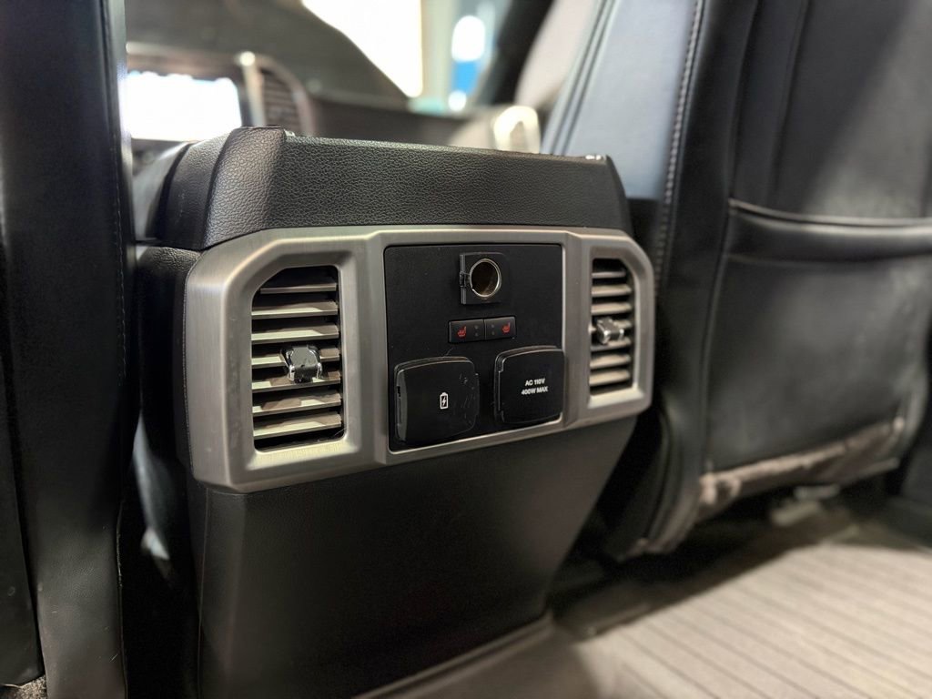 Used 2018 Ford F150 Platinum w/ Equipment Group 701A Luxury image 23