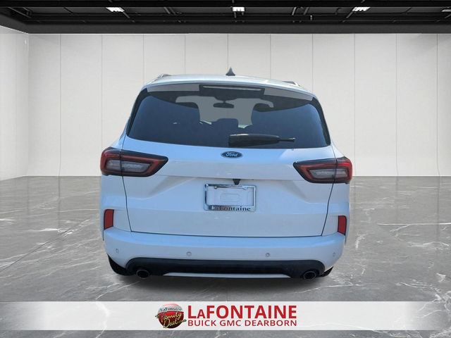 Used 2023 Ford Escape ST-Line w/ Tech Pack #1 FWD image 4