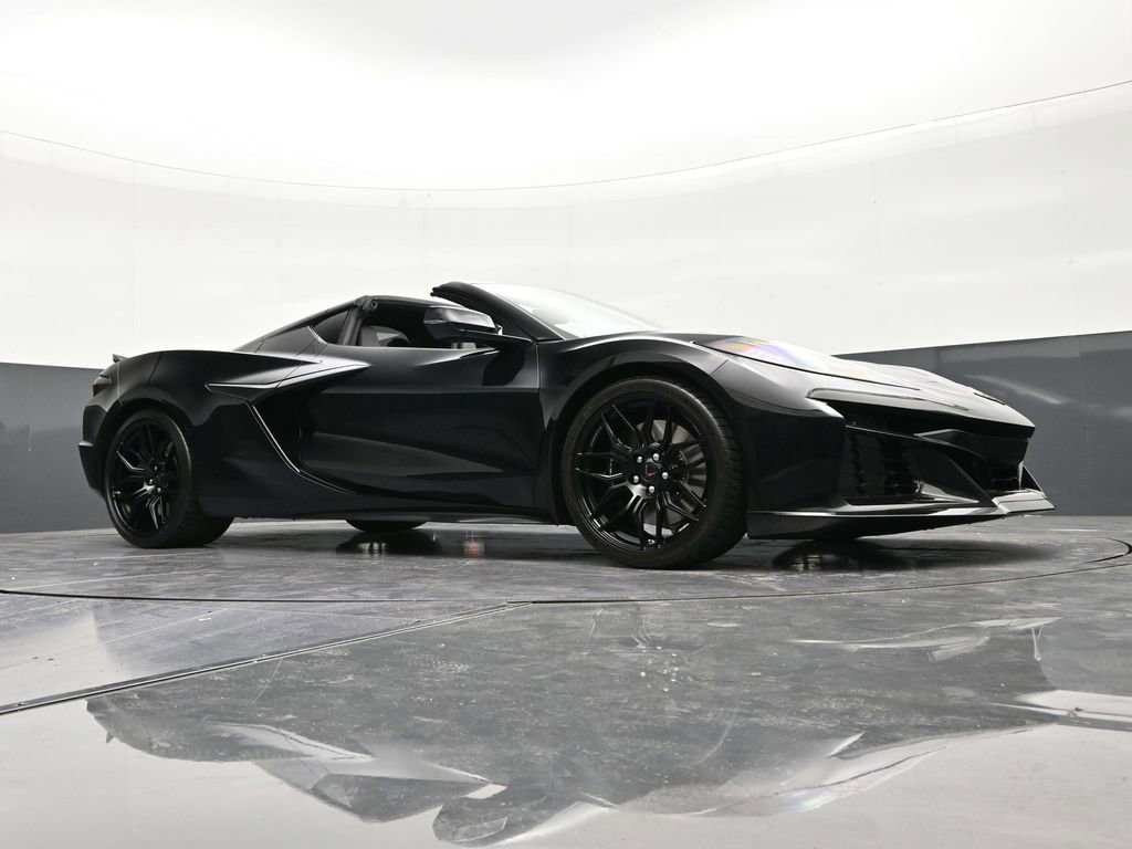 Certified 2025 Chevrolet Corvette Z06 image 26