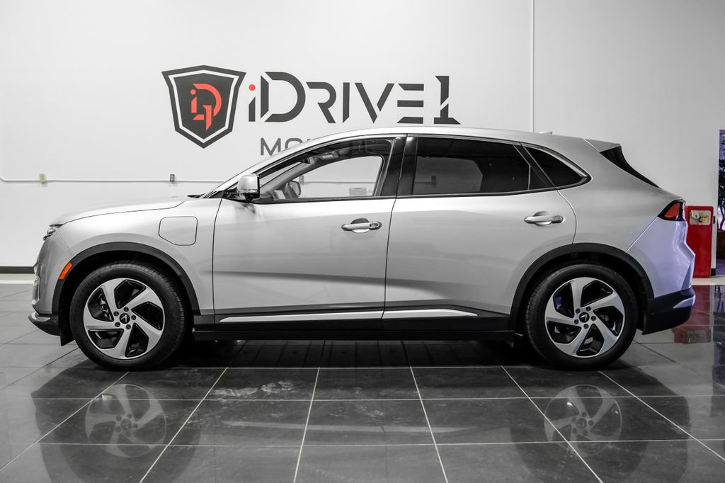 Used 2023 VinFast VF 8 Eco AWD/4WD image 13