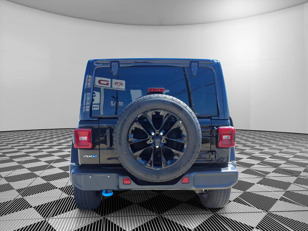 Certified 2024 Jeep Wrangler Unlimited Sahara AWD/4WD image 25