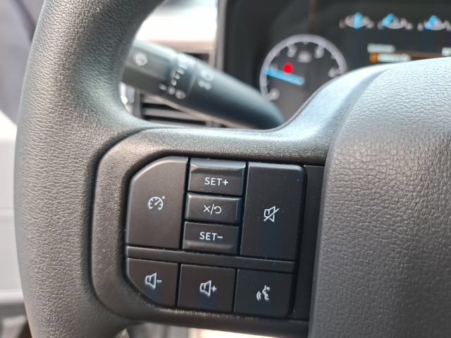 Used 2025 Ford F250 XL RWD image 18