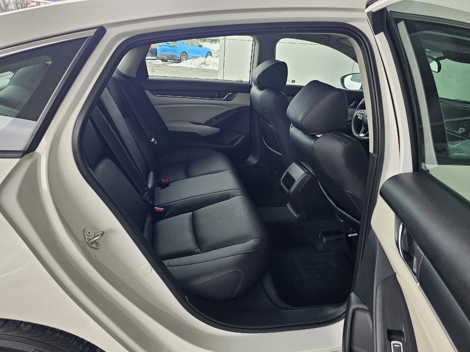 Used 2018 Honda Accord LX image 14