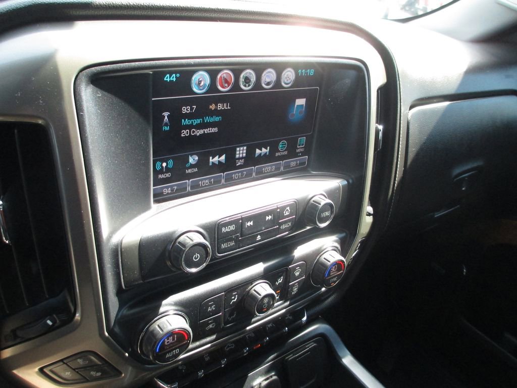 Used 2017 Chevrolet Silverado 1500 High Country image 33