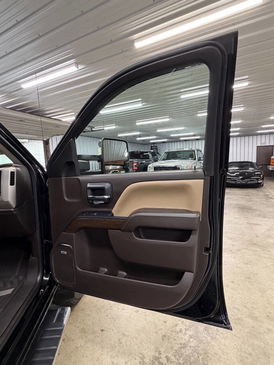 Used 2019 GMC Sierra 3500 Denali w/ Duramax Plus Package image 35