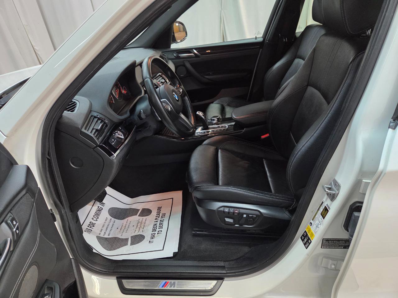 Used 2017 BMW X3 xDrive28i AWD/4WD image 14