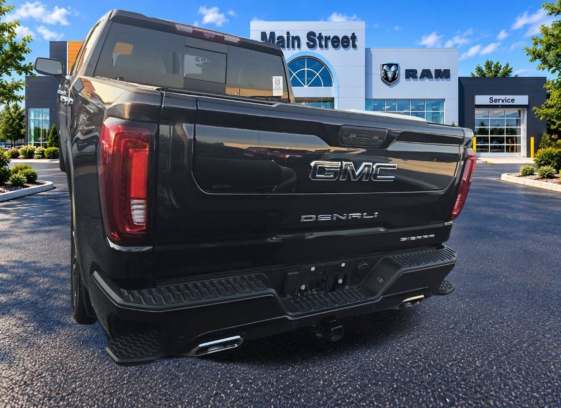 Used 2025 GMC Sierra 1500 Denali Ultimate AWD/4WD image 4