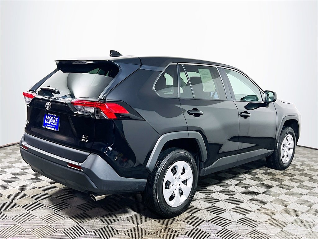 Certified 2025 Toyota RAV4 LE image 8