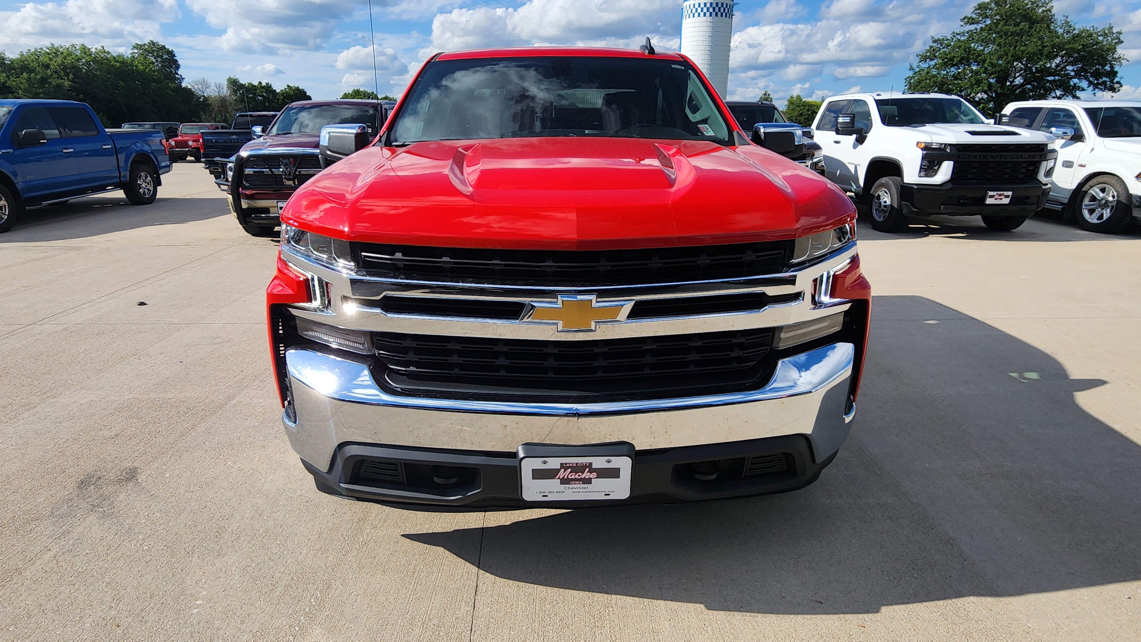 Certified 2021 Chevrolet Silverado 1500 LT w/ Z71 Off-Road Package AWD/4WD image 2