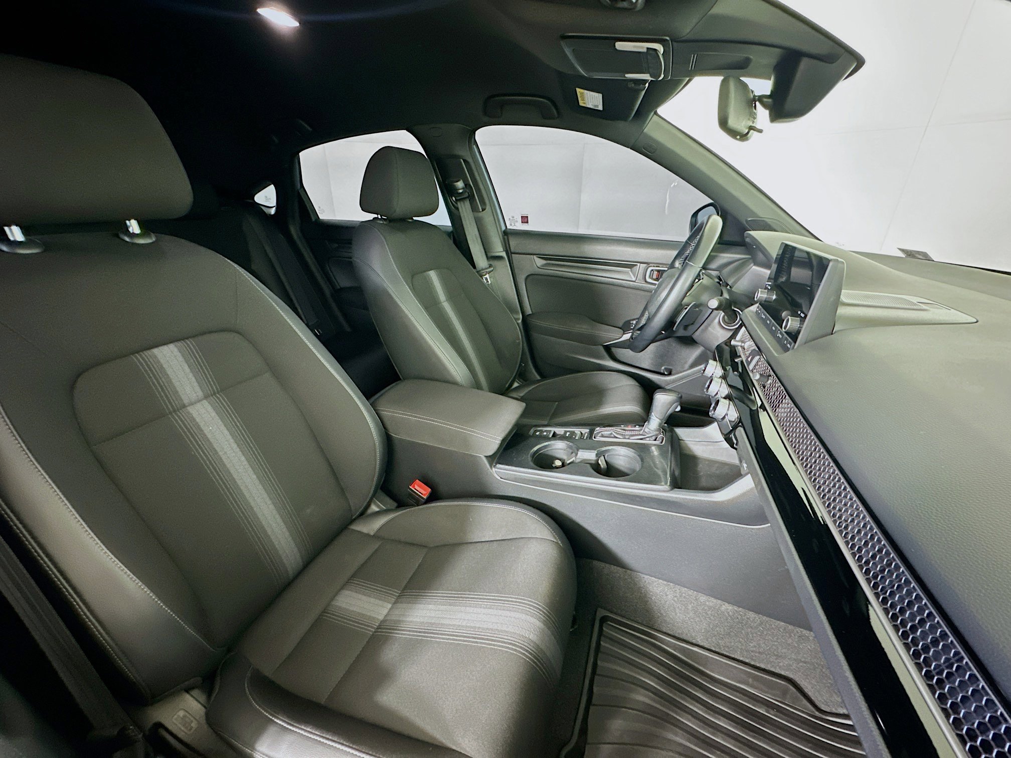 Used 2022 Honda Civic Sport image 28