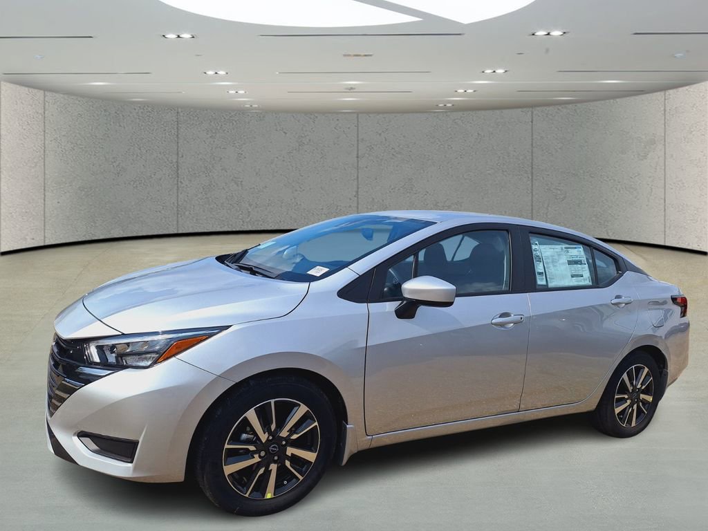 New 2025 Nissan Versa SV w/ Trunk Package