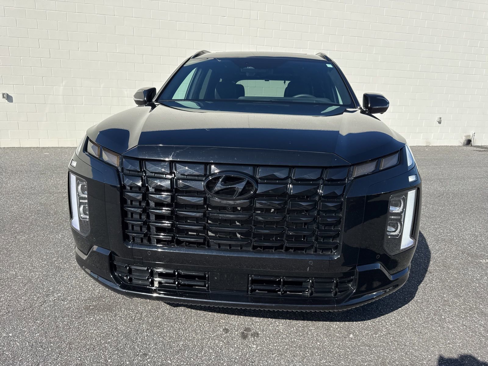 Used 2025 Hyundai Palisade Calligraphy image 2