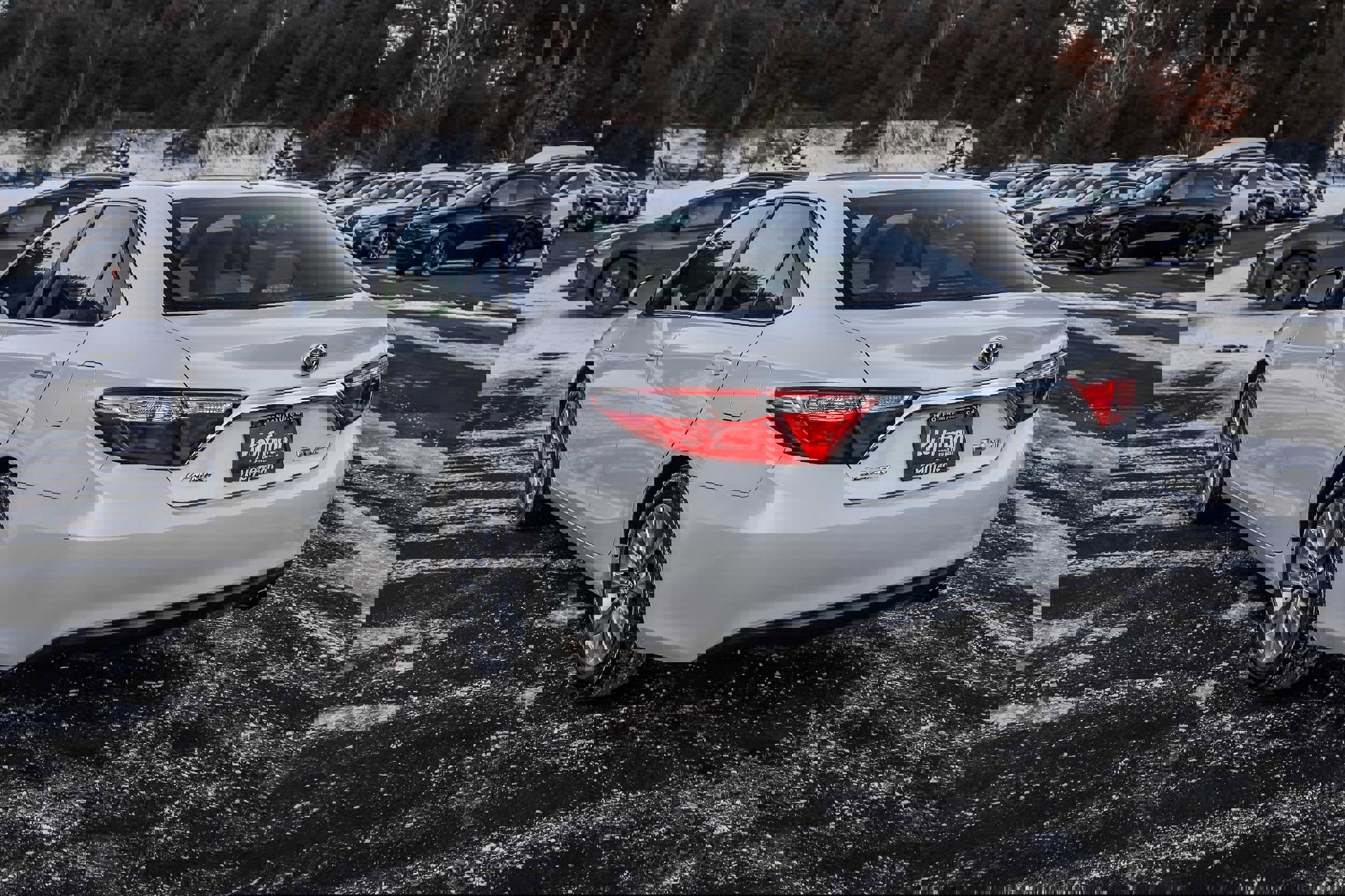 Used 2016 Toyota Camry XLE image 9