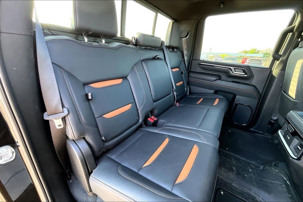 Used 2024 GMC Sierra 2500 AT4 w/ AT4 Premium Plus Package AWD/4WD image 36