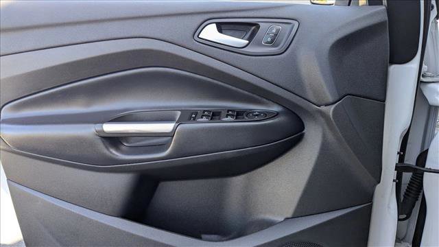 Used 2019 Ford Escape SE image 11