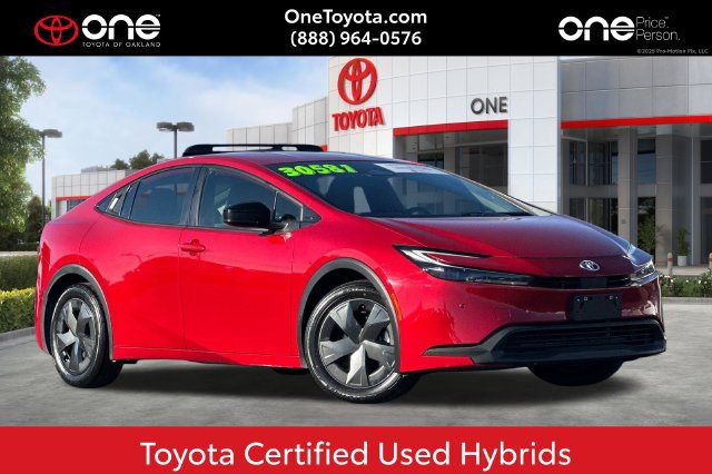 Certified 2025 Toyota Prius LE