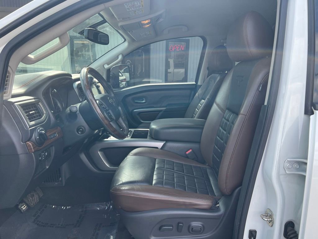 Used 2016 Nissan Titan Platinum Reserve image 10