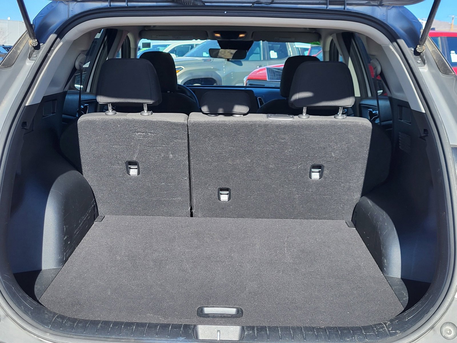 Used 2024 Kia Sportage LX image 20