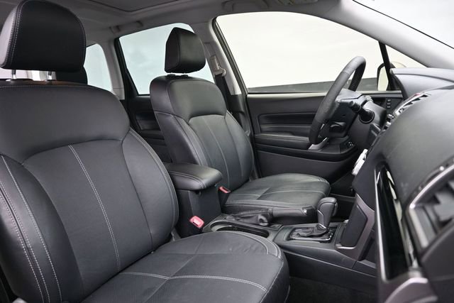Used 2018 Subaru Forester 2.5i Touring AWD/4WD image 32
