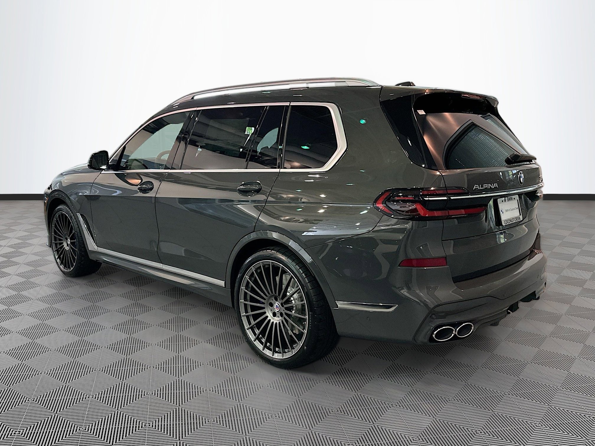 New 2026 BMW ALPINA XB7 image 4