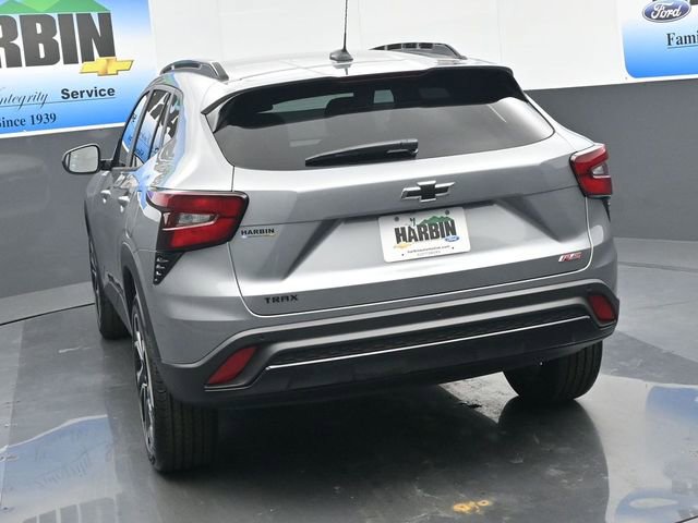 New 2026 Chevrolet Trax RS w/ Driver Confidence Package image 4