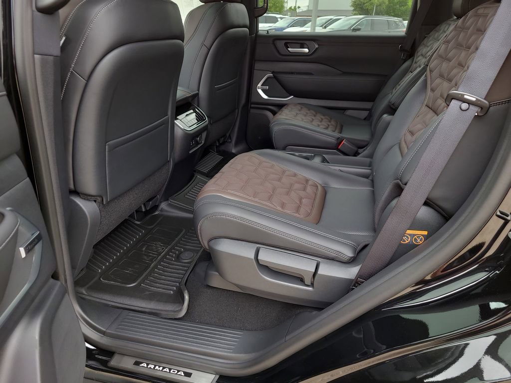 New 2026 Nissan Armada Platinum RWD image 9