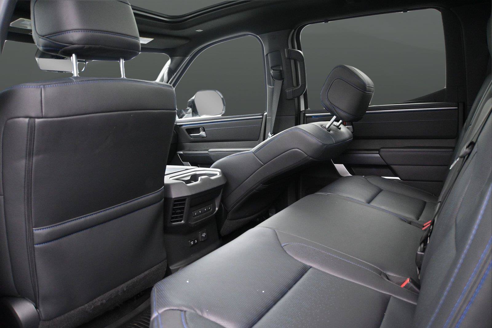 Used 2024 Toyota Tundra Platinum AWD/4WD image 12