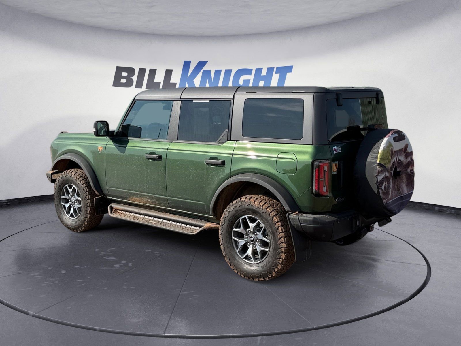 Used 2024 Ford Bronco Badlands image 3