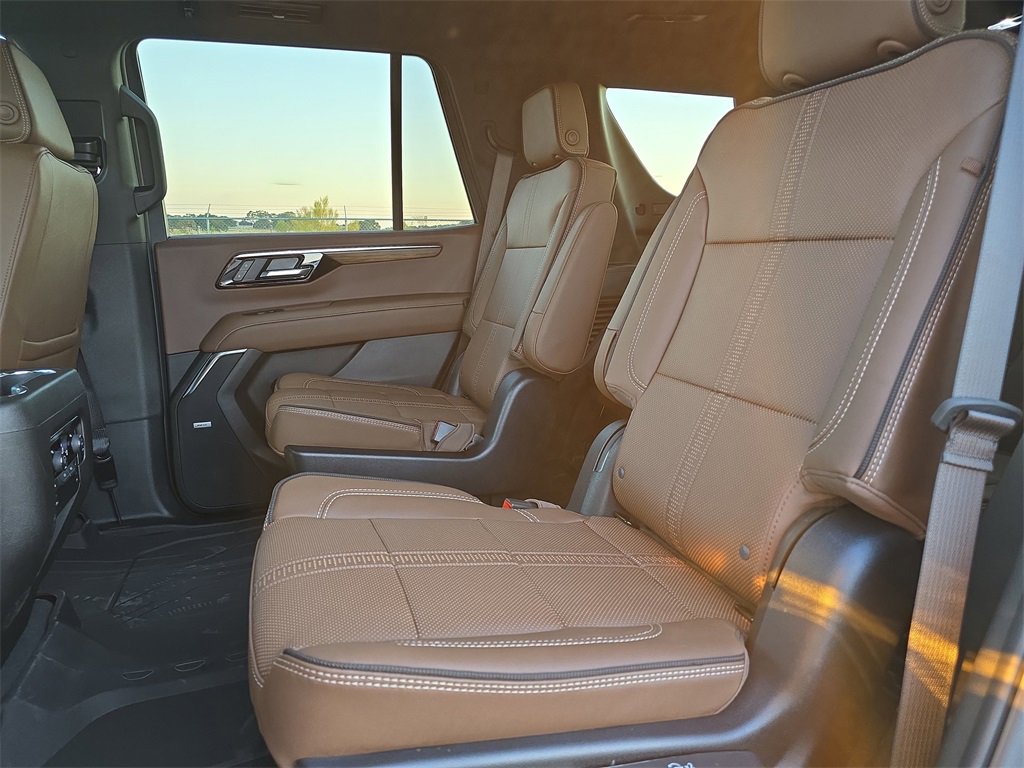 New 2026 Chevrolet Tahoe High Country image 15