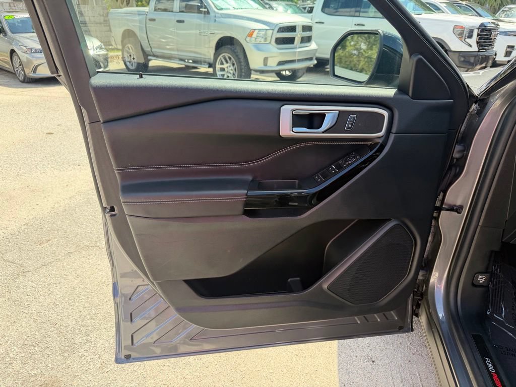 Used 2022 Ford Explorer ST AWD/4WD image 13