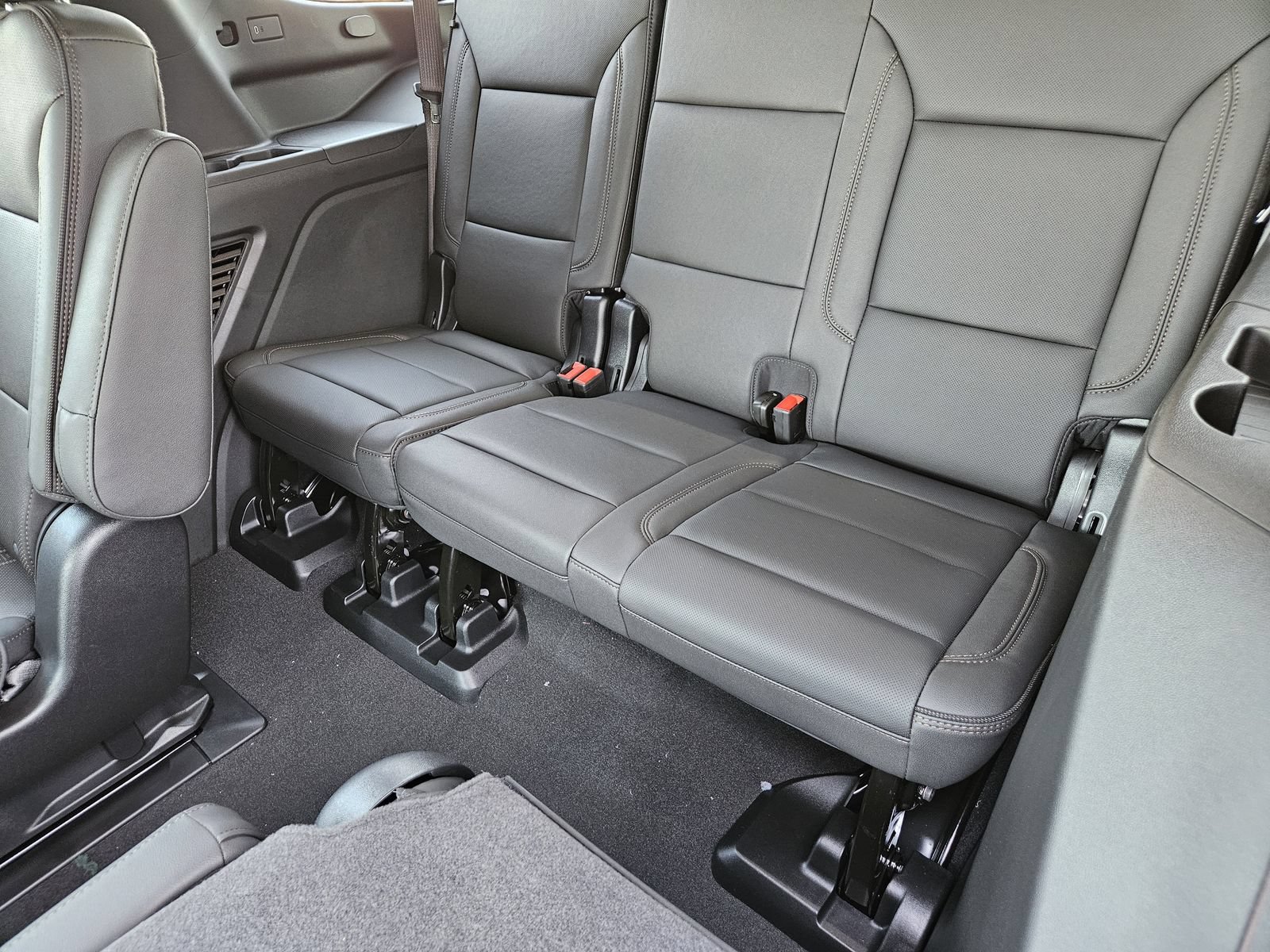 New 2026 Chevrolet Tahoe High Country AWD/4WD image 31