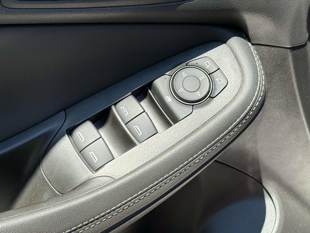 Used 2023 Buick Encore GX Preferred w/ Cold Weather Comfort Package FWD image 10