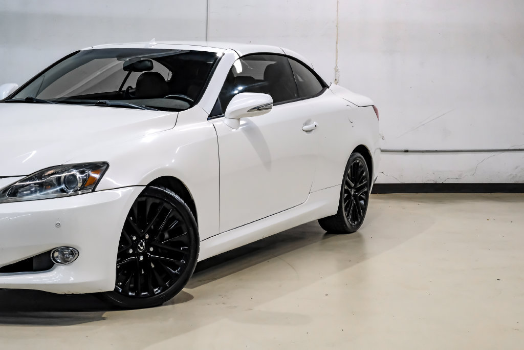 Used 2013 Lexus IS 250C w/ Luxury Pkg RWD image 7
