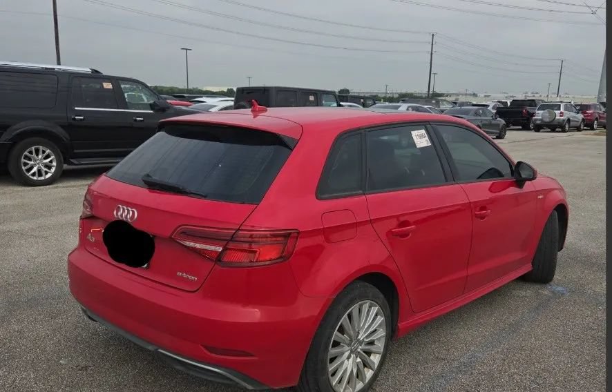 Used 2017 Audi A3 e-tron Premium FWD image 5