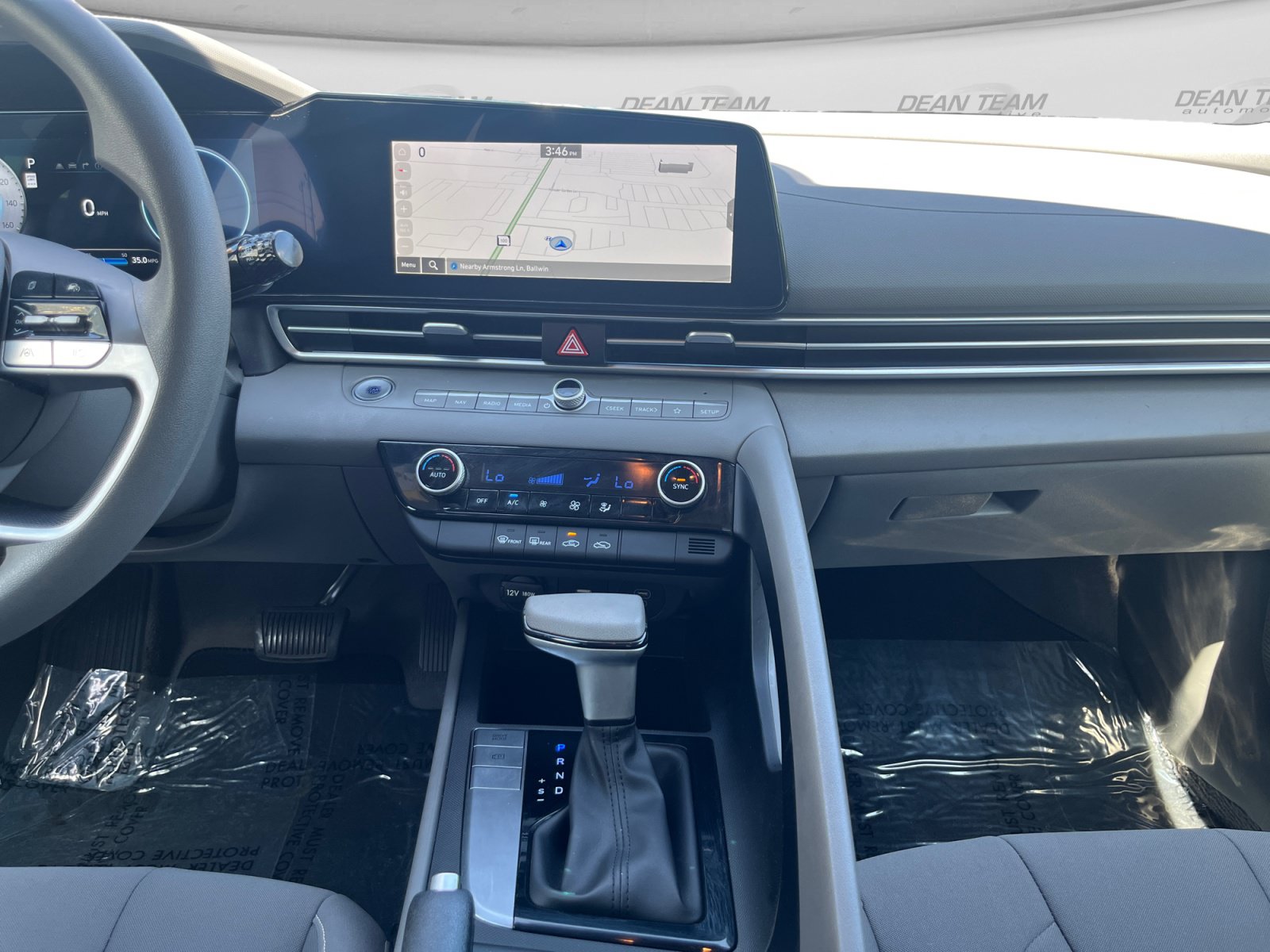 Used 2024 Hyundai Elantra SEL FWD image 13